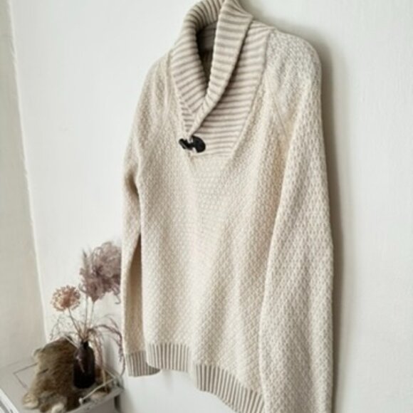 H&M cream boatneck men's knit sweater - Picture 3 of 8